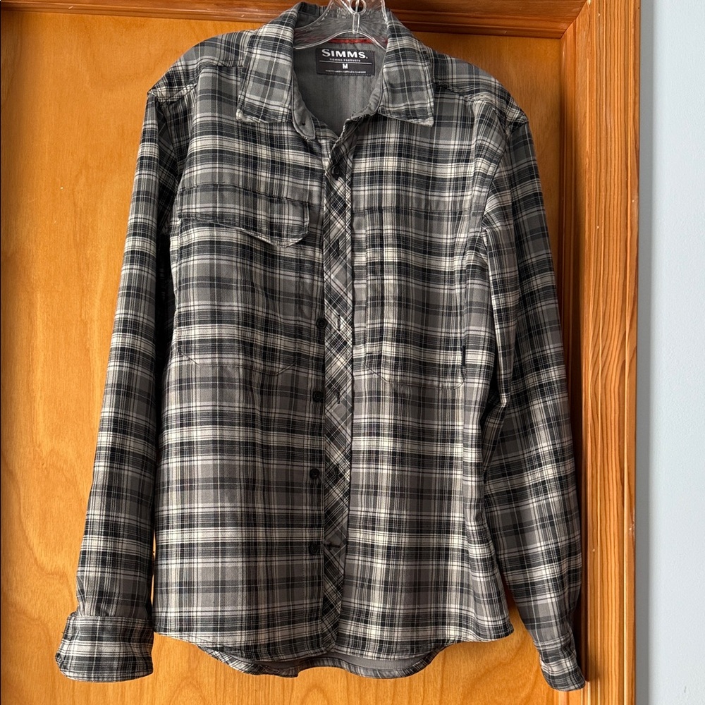 Simms Men's Gray Plaid Button Down Shirt